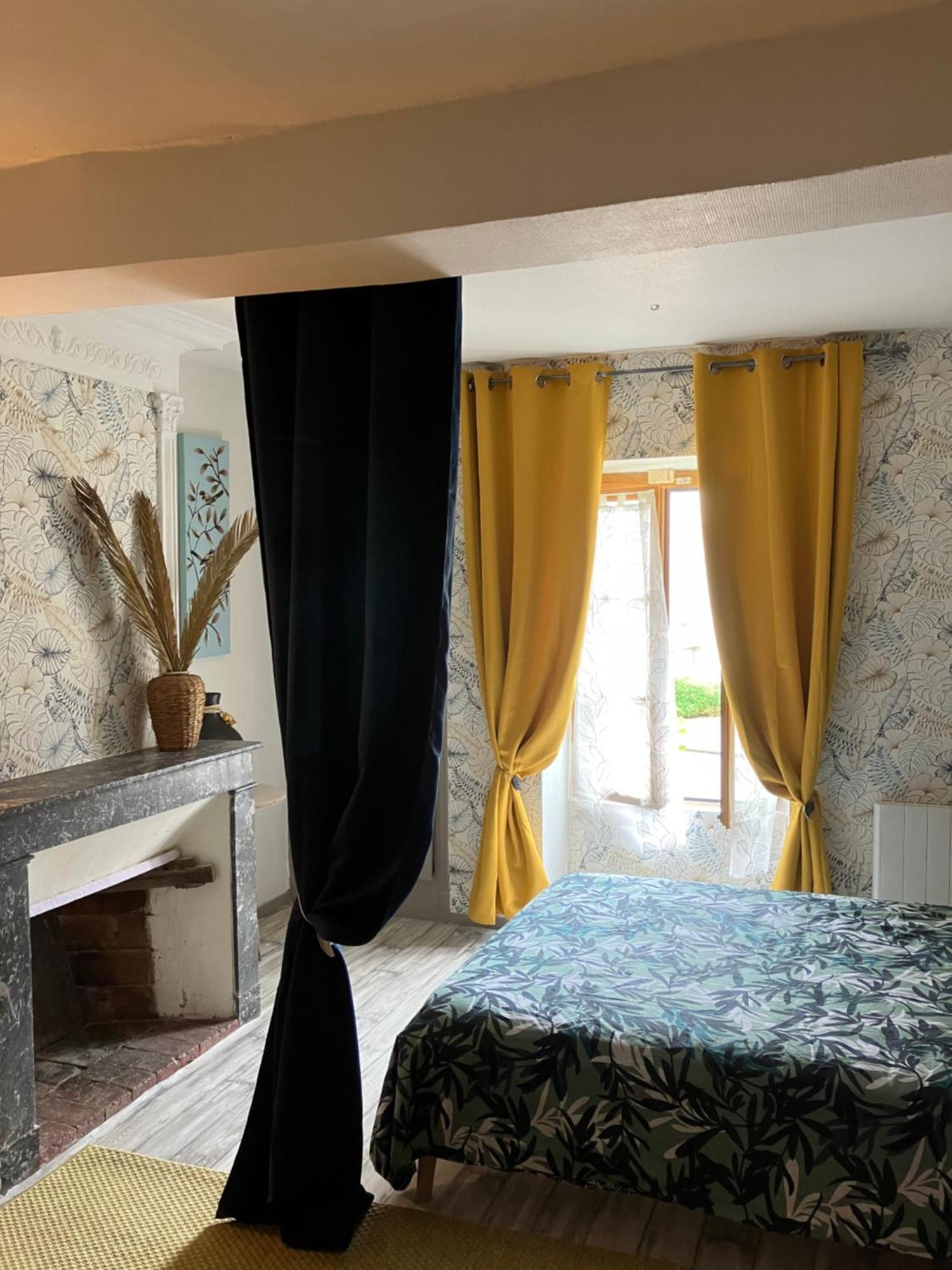 Charmante Maison En Pierres Precy-le-Sec Esterno foto
