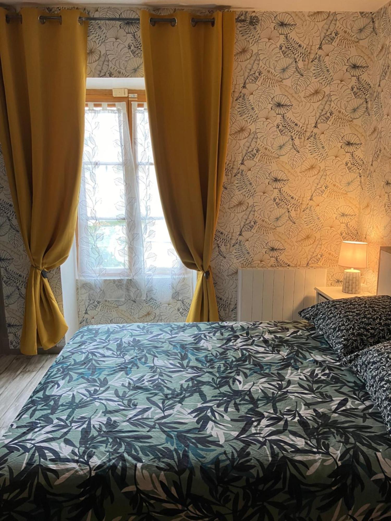 Charmante Maison En Pierres Precy-le-Sec Esterno foto