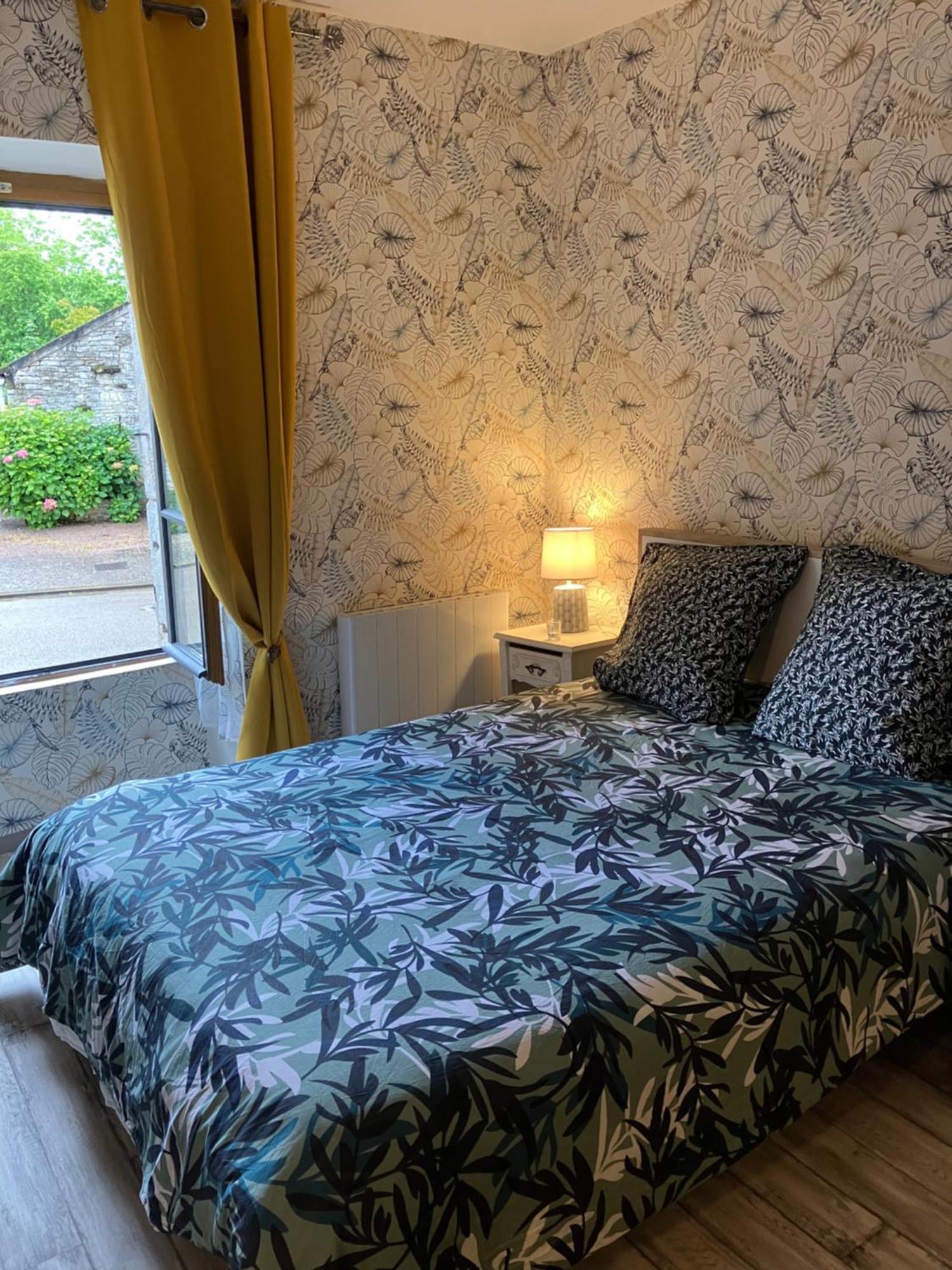 Charmante Maison En Pierres Precy-le-Sec Esterno foto